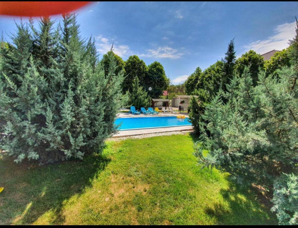 Tranzzit Airport Apartment II Otopeni Εξωτερικό φωτογραφία
