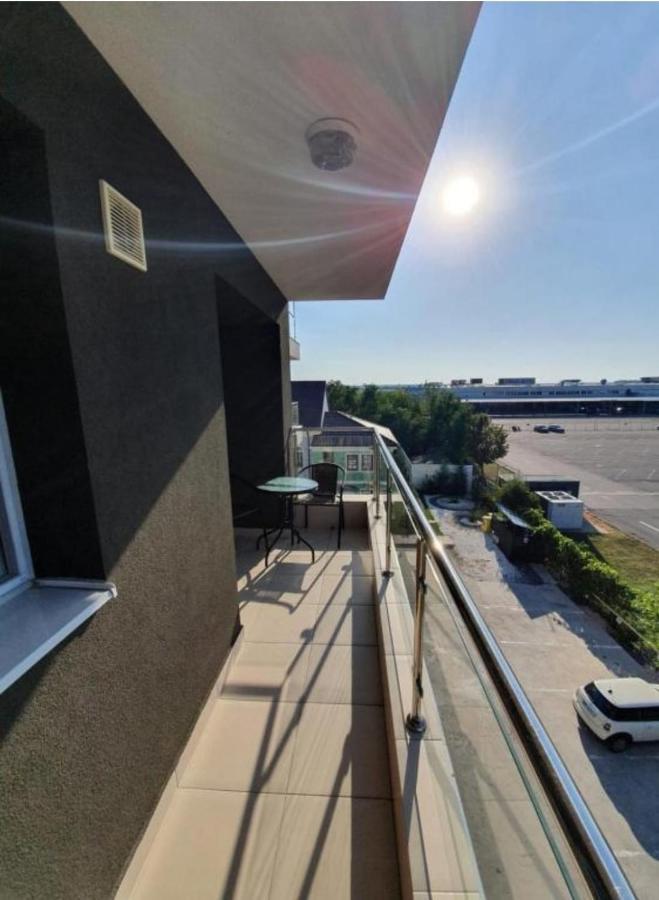 Tranzzit Airport Apartment II Otopeni Εξωτερικό φωτογραφία