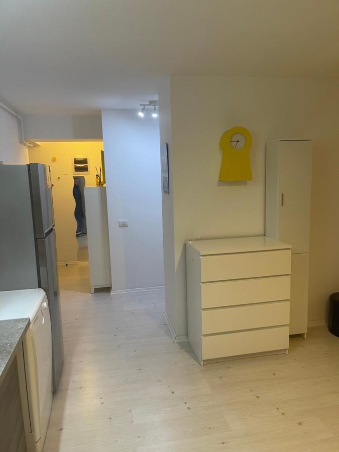 Tranzzit Airport Apartment II Otopeni Εξωτερικό φωτογραφία