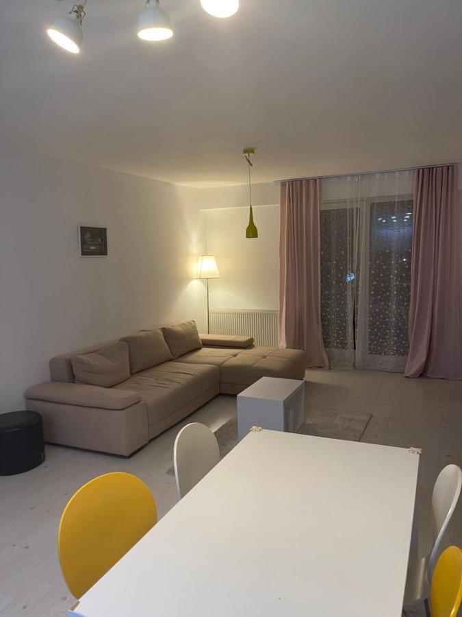 Tranzzit Airport Apartment II Otopeni Εξωτερικό φωτογραφία